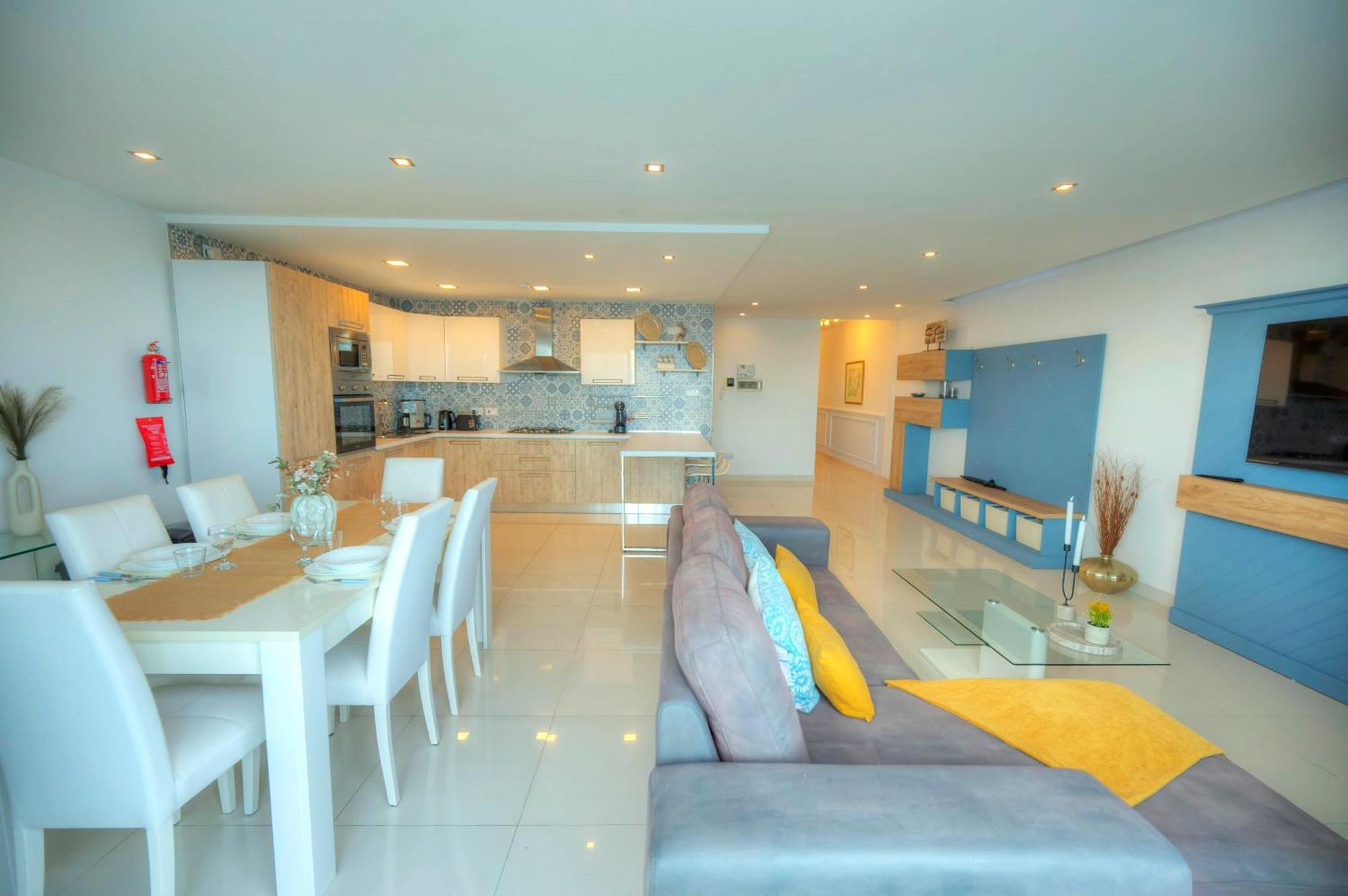 Modern, Large 3Bedroom, Spectacular Views Goslm-9 Sliema Exterior photo